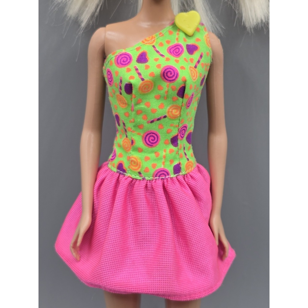 Vintage Barbie Doll Sweet N Pretty Fashions 68313 Mattel 1994 Dress Only